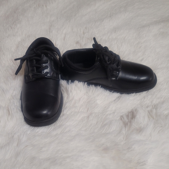 Stacy Adams Lace-Up Dress Shoes, Child Size 7 - Picture 2 of 5